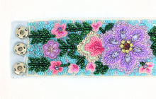 Load image into Gallery viewer, Frieda Floral Bracelet
